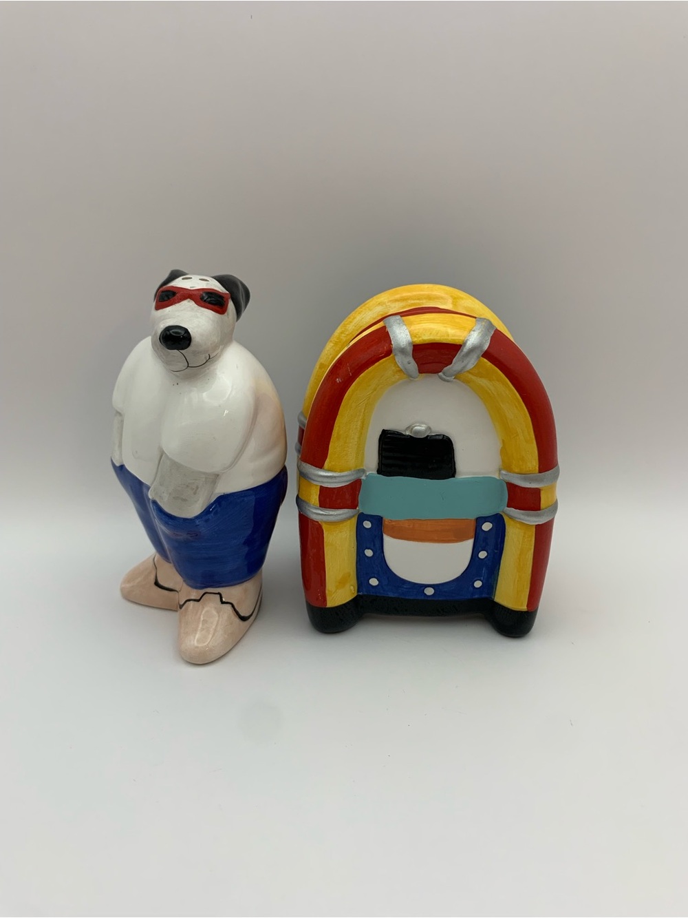 Vintage 1990's Coco Dowley Cool Dog Jukebox
Salt & Pepper Shakers Set #5024